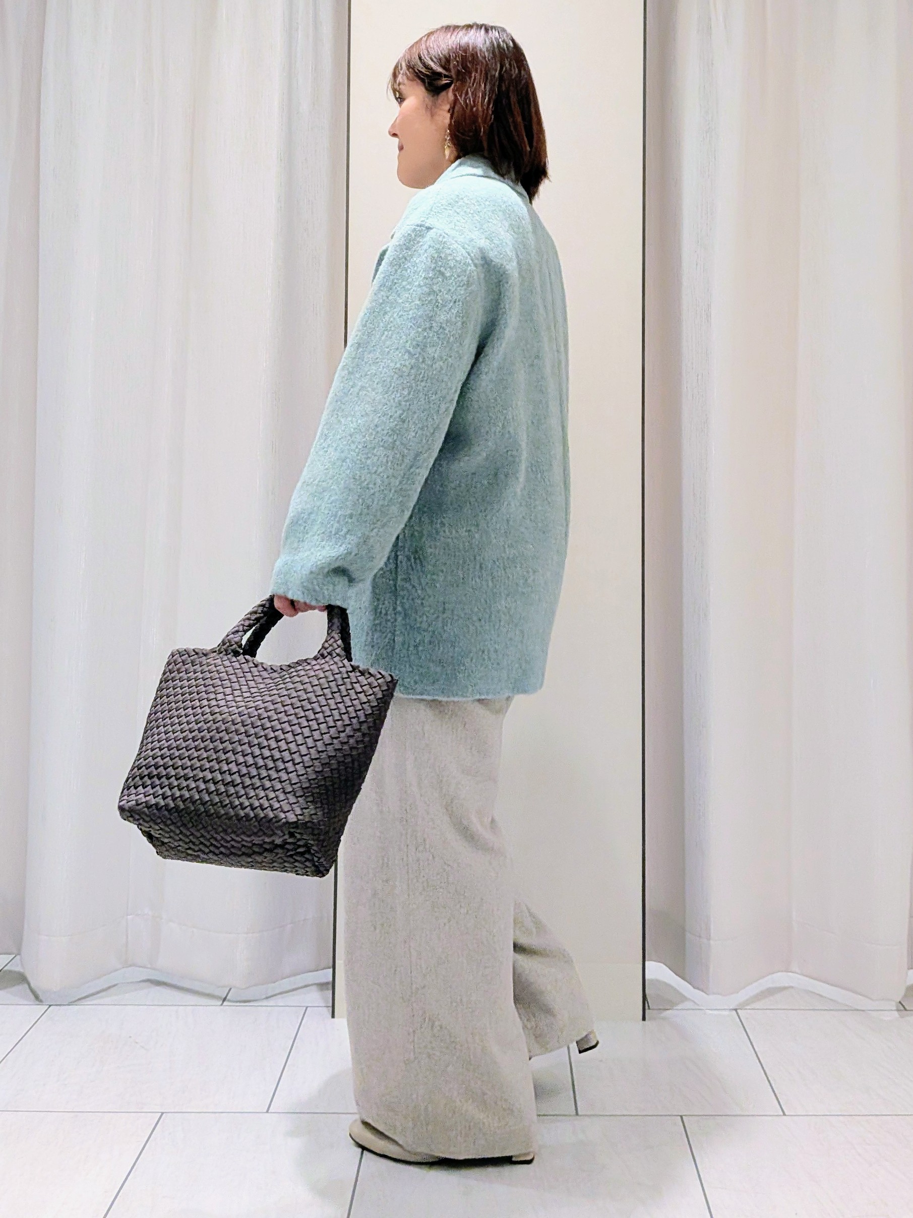 Onumaさんの「UNTITLED｜シャギーダブルコート」を使ったコーディネート