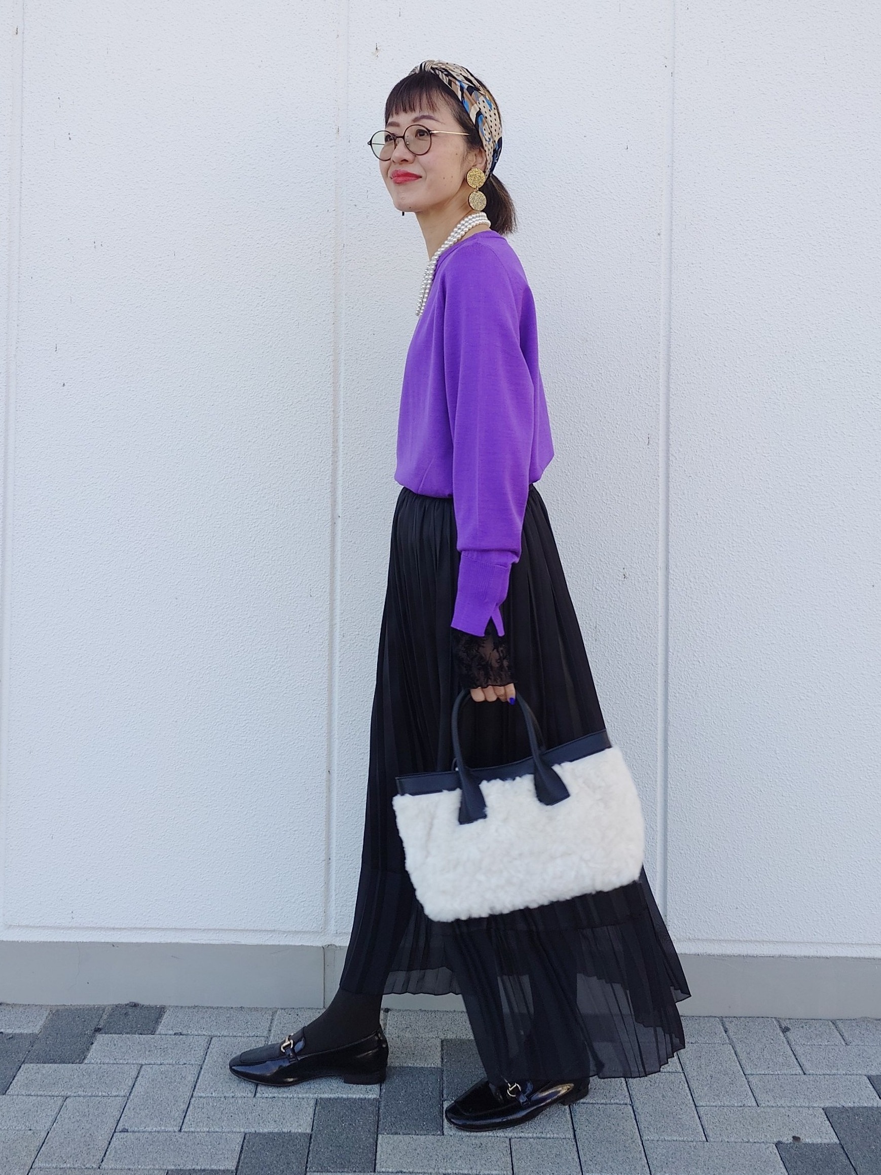MUTSUKOさんの「UNTITLED｜【アンサンブル可能/オンオフ使える】シルクウールカシミヤプルオーバー」を使ったコーディネート